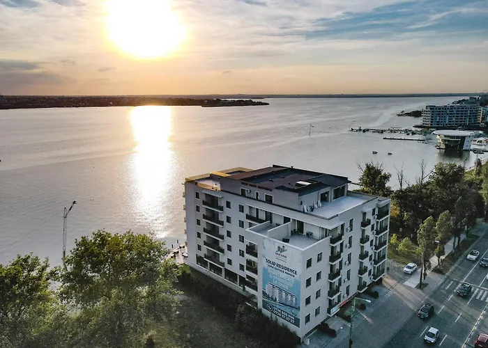 Solid Magic Apart Hotel
